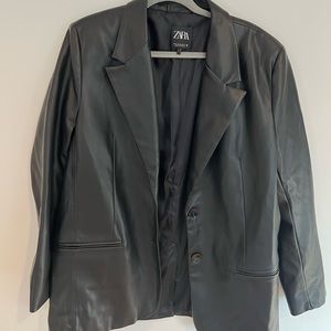 Faux leather blazer Zara